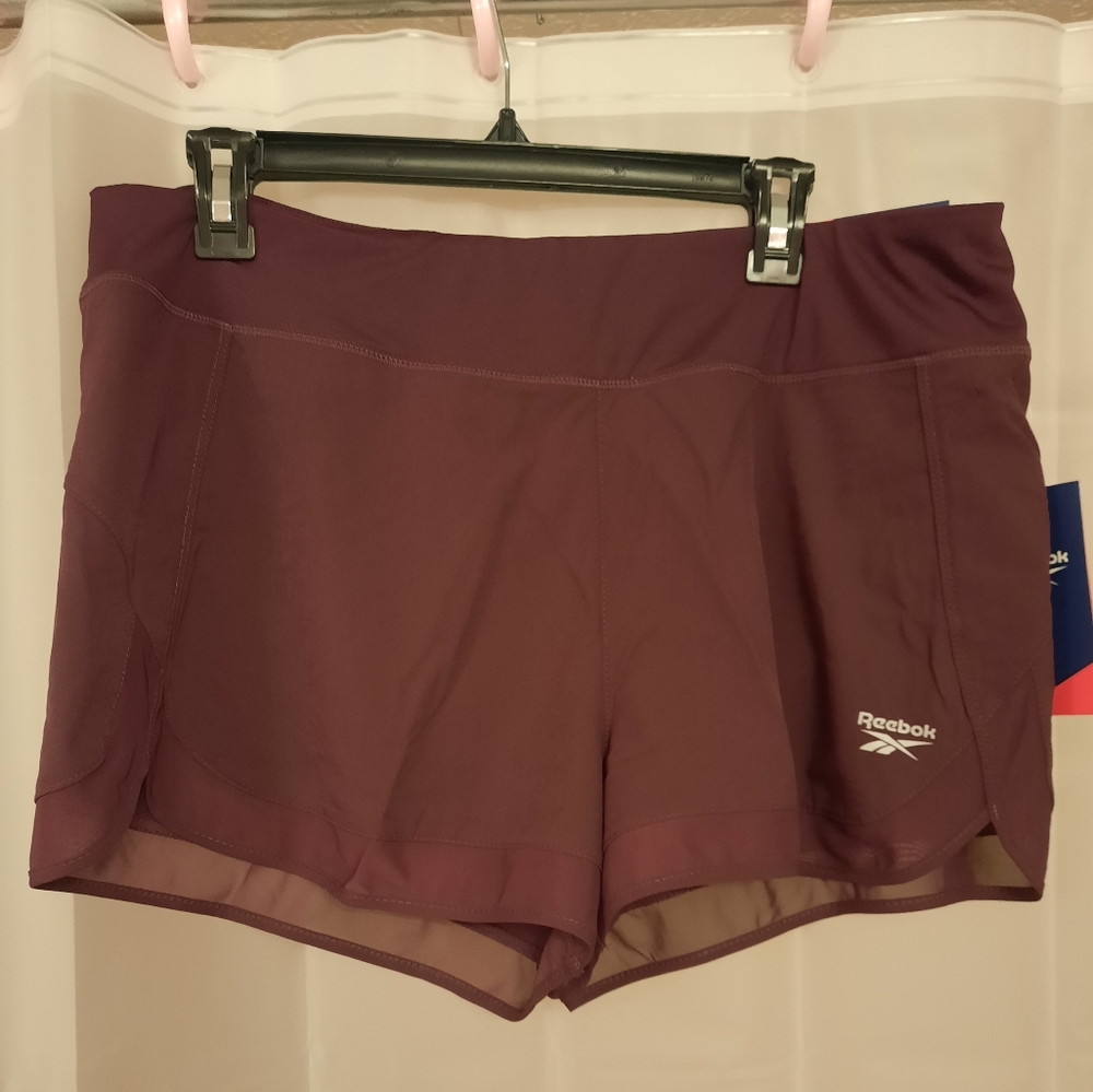 NWT Reebok women's xl shorts